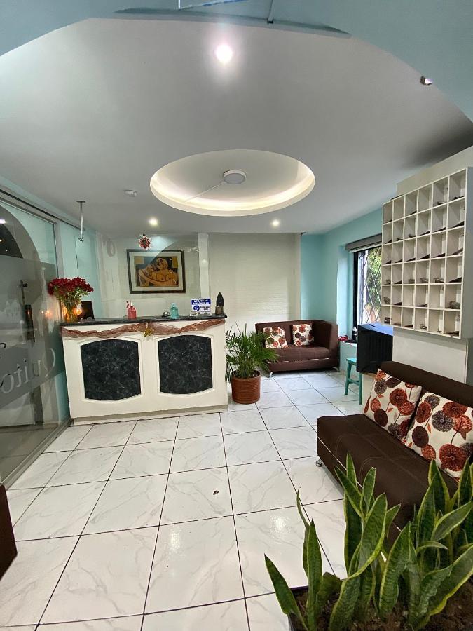 Hostal Brilliant Кито Екстериор снимка