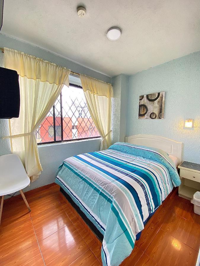 Hostal Brilliant Кито Екстериор снимка