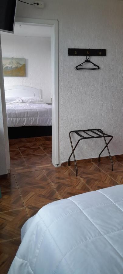Hostal Brilliant Кито Екстериор снимка