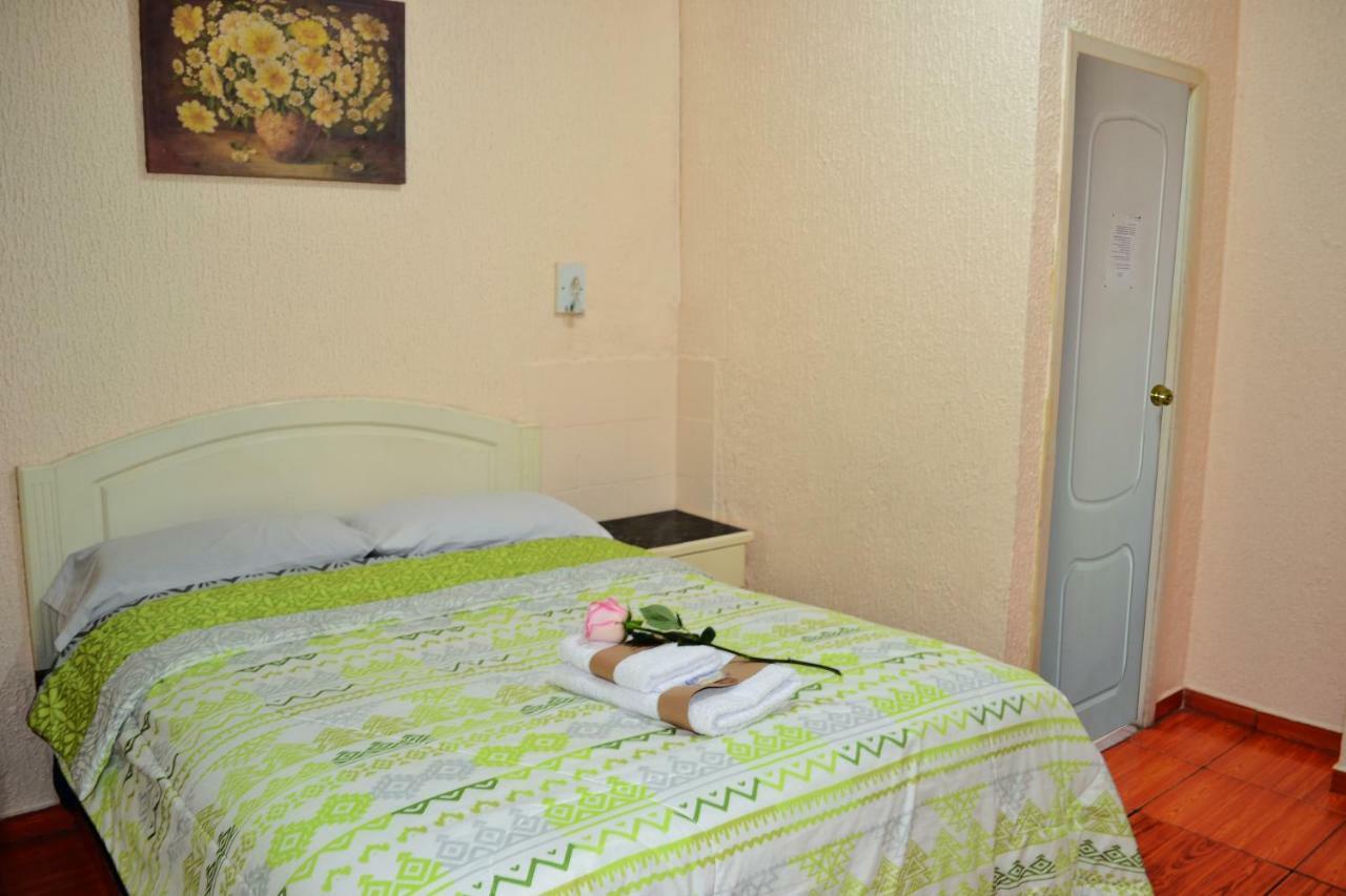 Hostal Brilliant Кито Екстериор снимка